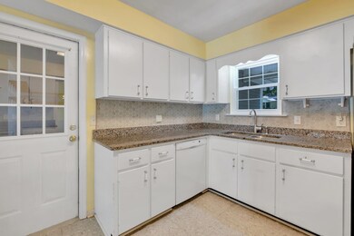 1635 Folkstone Rd, Tallahassee, FL 32312 - photo 6