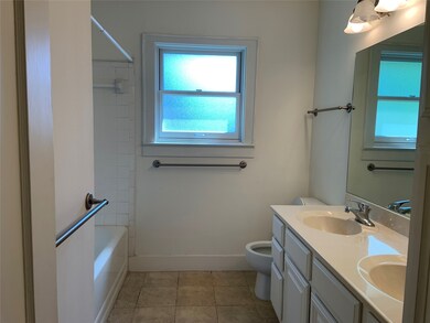 2406 Elmen St unit 2, Houston, TX 77019 - photo 4