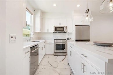 10422 Adamson Way, San Diego, CA 92126 - photo 4