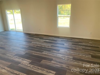 139 Salem Springs Ln, Statesville, NC 28625 - photo 4