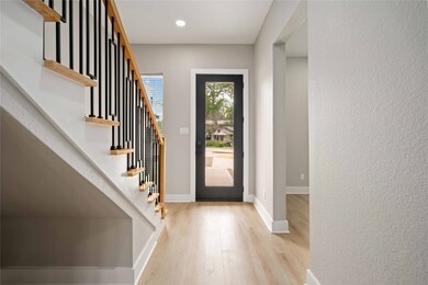 1017 Calvin Ave unit A-B, Houston, TX 77088 - photo 4