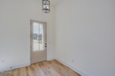 04-421 Lennon Lane