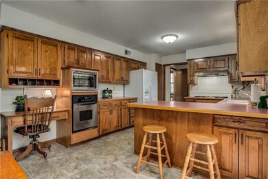 Lots of counter space!