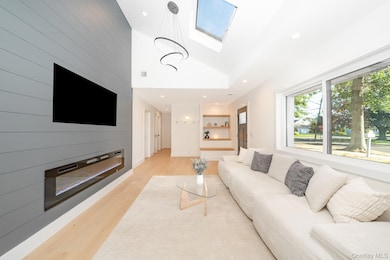 5 Huron Ave, Massapequa, NY 11758 - photo 5