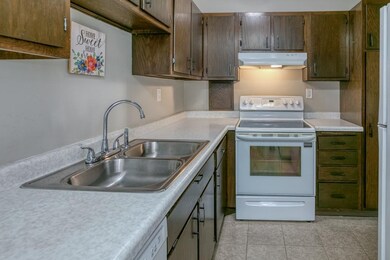 012_Kitchen II