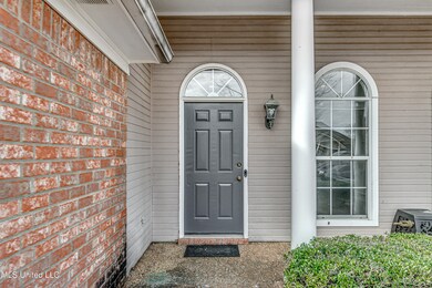 120 Sherwood Dr-1
