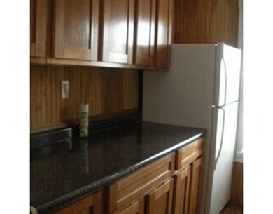 55 W Carpenter St unit 3, Attleboro, MA 02703 - photo 3