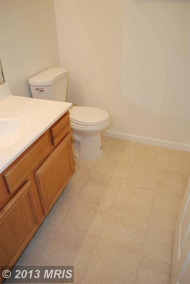 46590 Drysdale Terrace unit 102, Sterling, VA 20165 - photo 6