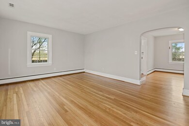 8632 Anderson Ave, Marshall, VA 20115 - photo 4