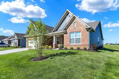 3725 Chalmers Dr, Bargersville, IN 46106 - photo 2