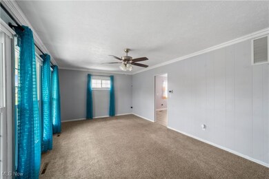 4308 Meadow Ln, Lorain, OH 44055 - photo 5