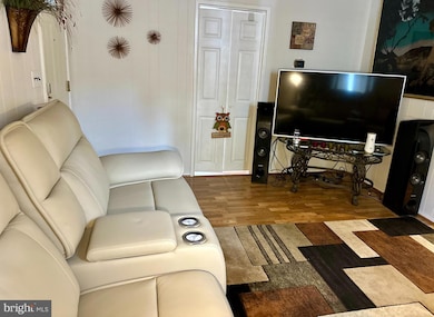 4206 Baltimore St, Halethorpe, MD 21227 - photo 6