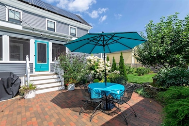 161 Thornton St, Portsmouth, NH 03801 - photo 6