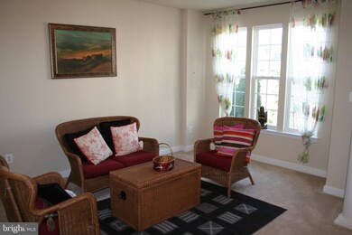 765 Ayrshire Ln, Woodbridge, VA 22191 - photo 7