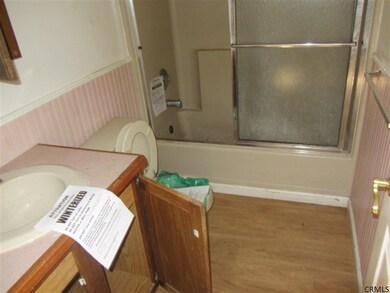 77 Catherine St, Albany, NY 12202 - photo 4