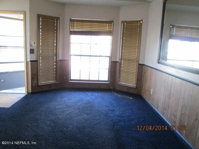 8798 Townsquare Ct, Jacksonville, FL 32216 - photo 5