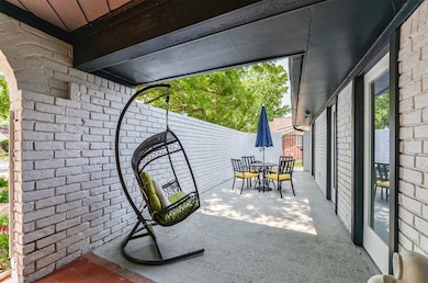 2318 Blue Water Ln, Houston, TX 77018 - photo 5