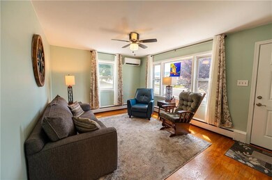 917 Walnut St, Emmaus, PA 18049 - photo 4