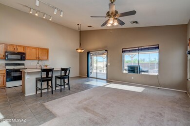 Kitchen and familyroom