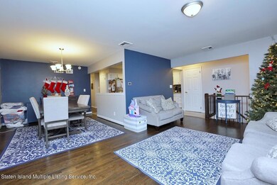 382 Clarke Ave, Staten Island, NY 10306 - photo 5