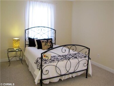 Bedroom - Master Bedroom...sitting area is off to 