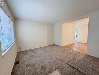 2023 W Forest Dr, Sandusky, OH 44870 - photo 4