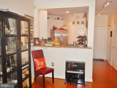 2330 14th St N unit 202, Arlington, VA 22201 - photo 5