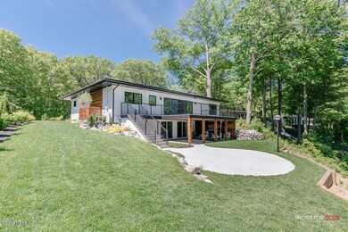 16213 Dawnview