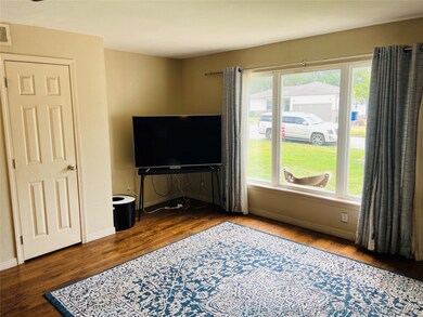 214 W Toledo St, Broken Arrow, OK 74012 - photo 4