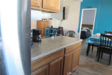 13862 Trinidad Dr, Victorville, CA 92395 - photo 6