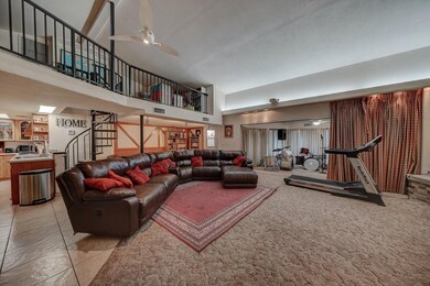 1125 E Dolphin Circle-6