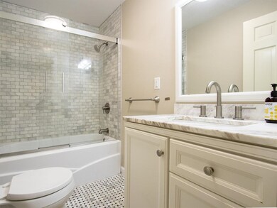 499 S Prospect St unit 2, Burlington, VT 05401 - photo 6