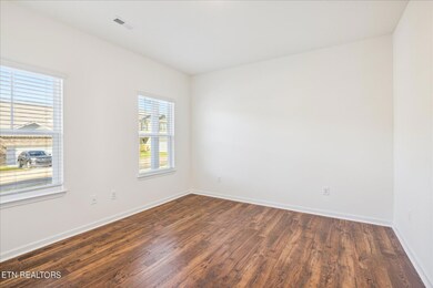 528 Hayley Marie Ln, Knoxville, TN 37920 - photo 5