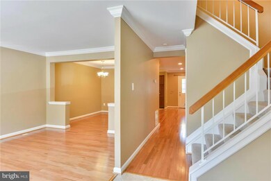 3004 Winter Pine Ct, Fairfax, VA 22031 - photo 4