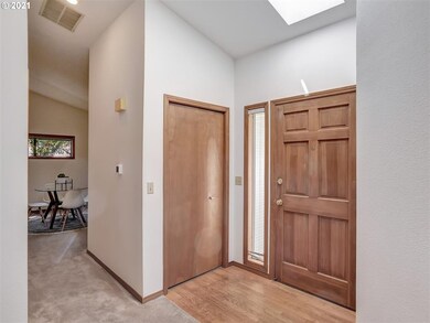 12128 SW 60th Ave, Portland, OR 97219 - photo 4