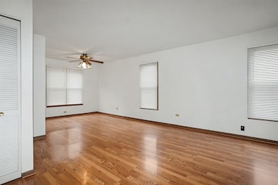 1410 Misthaven Ln, Elgin, IL 60123 - photo 4