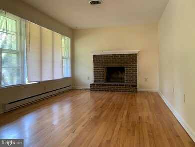 118 Laurel Hill Dr, Stephens City, VA 22655 - photo 2