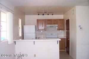 4552 E 17th St, Tucson, AZ 85711 - photo 3