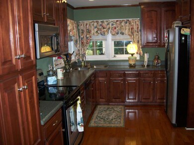 504 Dow Dr, Shelbyville, TN 37160 - photo 7