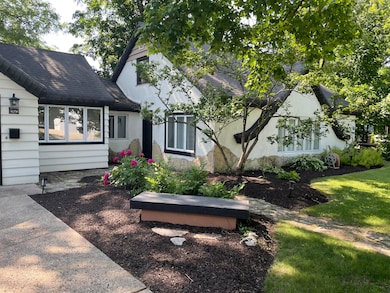 812 Center St, Lake Geneva, WI 53147 - photo 6