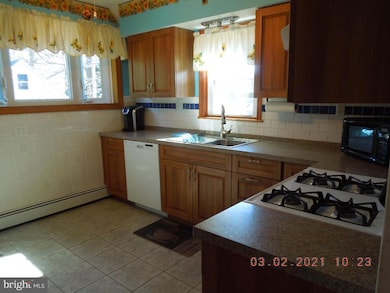 239 S Maple Ave, Maple Shade, NJ 08052 - photo 7