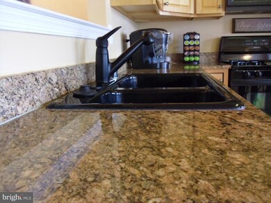 1300 Ring Bill Loop, Upper Marlboro, MD 20774 - photo 4