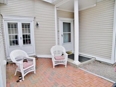 6 Houston Dr unit 6, Nashua, NH 03062 - photo 4