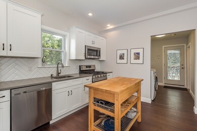 112 Roslindale Ave unit 1, Roslindale, MA 02131 - photo 6