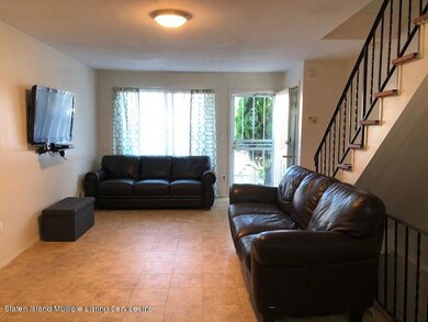 31 Skyline Dr, Staten Island, NY 10304 - photo 6
