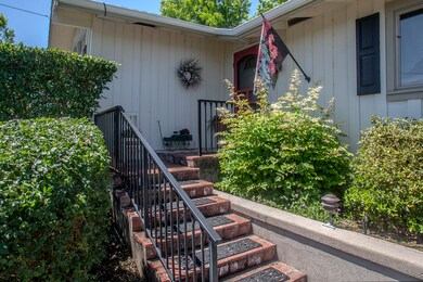 1925 Old Stage Rd, Central Point, OR 97502 - photo 5