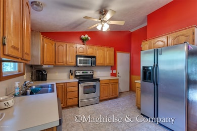 304 Standish Dr, Wayland, MI 49348 - photo 7