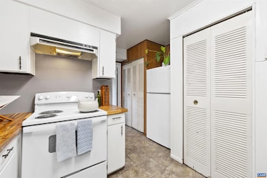 2100 Jefferson Park Ave, Charlottesville, VA 22903 - photo 6