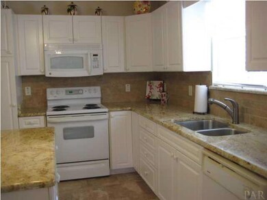 7828 Homestead Cir, Pensacola, FL 32526 - photo 5