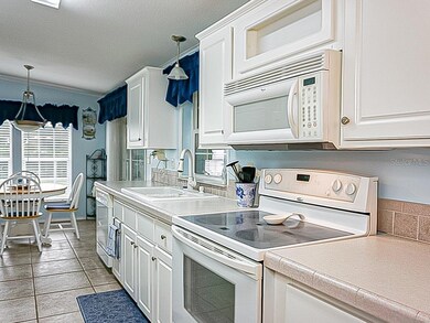 37325 Gill Ave, Zephyrhills, FL 33541 - photo 3